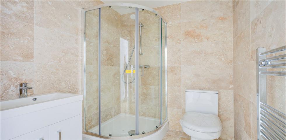 			3 Bedroom, 1 bath, 1 reception Apartment			 Dignam Close , Cricklewood